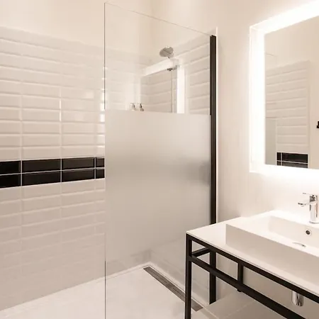 #8 Promenade 1min 2rooms/parking/terrace/wifi * Nicea